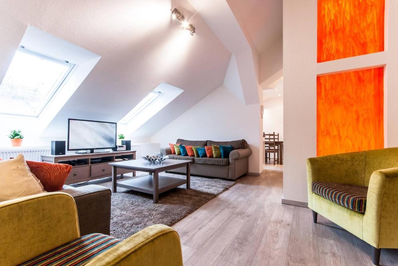 Luxury Paulay Street Apartment Budapest Exterior photo